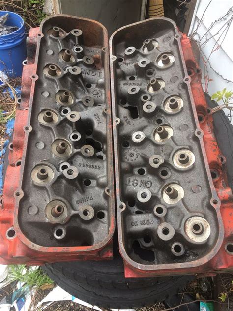 A Set Of Factor Big Block Chevy Heads Used In Good Condition Casting