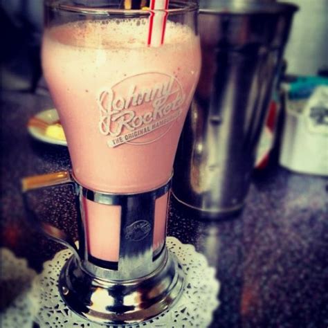 indulge your sweet tooth with a shake from johnny rockets johnny rockets 50 s diner shakes