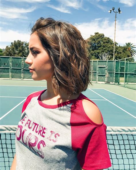 Isabela Moner Poses For Her New Ss Clothing Line Ss の新しい