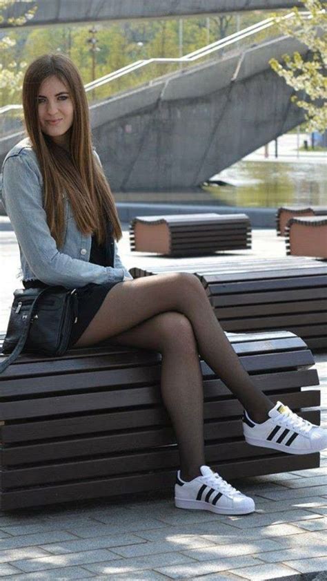 Pantyhose With Sneakers Outfit Black Stockings Outfit Casual Tights And Trainers Casual