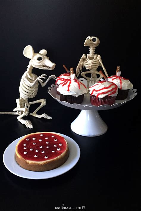 4 Scary Halloween Desserts You Can Make At The Last Minute