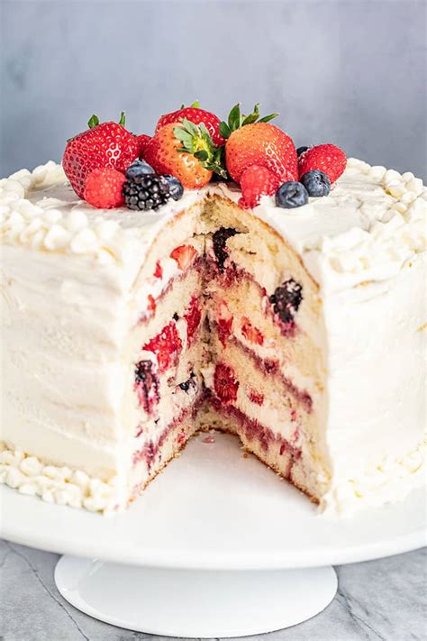 Whole Foods Cakes Full Guide With Prices Deli Menu Prices