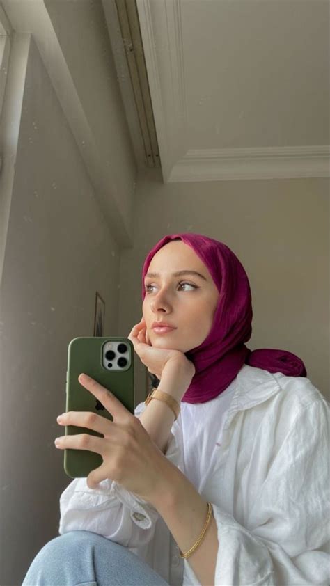 Hijab Fashion Fashion Outfits Stylish Hijab Best Friend Photography Selfie Poses Instagram