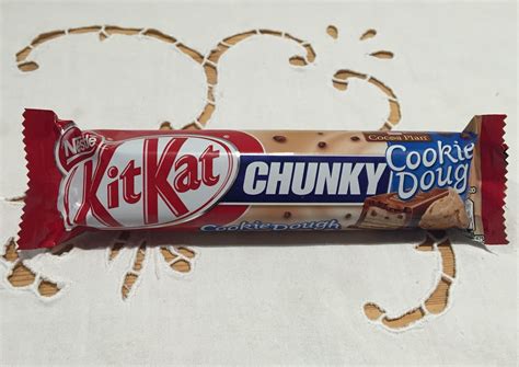 Archived Reviews From Amy Seeks New Treats New Kitkat Chunky Cookie