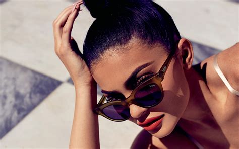 Kylie Jenner Quay Sunglasses 4k Wallpaperhd Celebrities Wallpapers4k