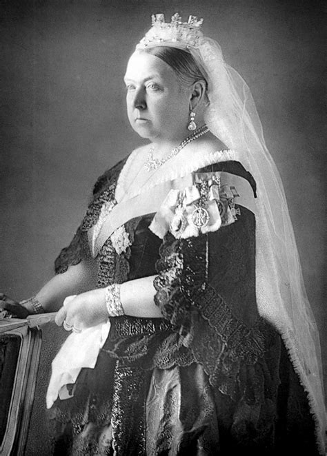 Королева Виктория биография На Английском