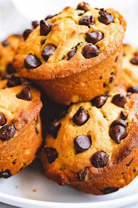 pumpkin chocolate chip muffins recipe — eatwell101