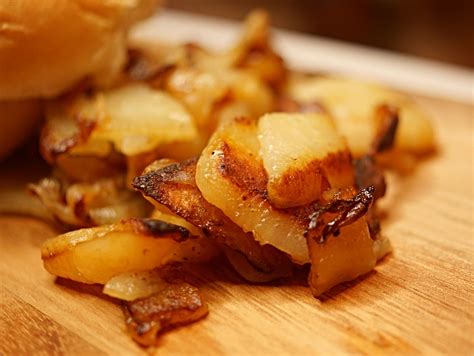 Perfect Fried Potatoes And Onions Recipe In 2020 Potatoes Fried