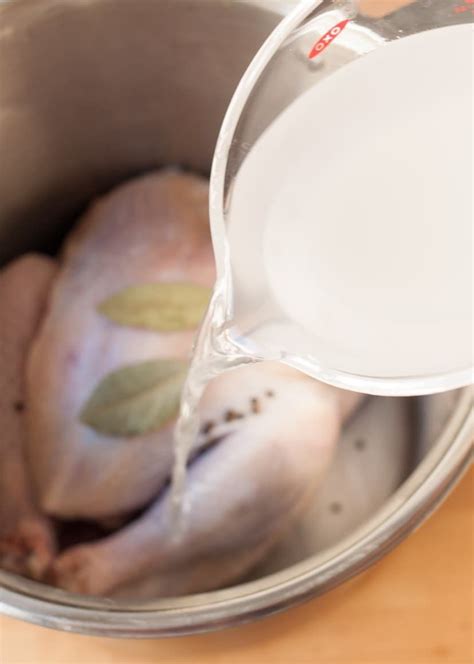 The Simple Secret To Juicy Flavorful Turkey Recipe Cooking Turkey