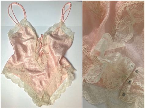 Victorias Secret Pink And Ivory Lace Plunging Romper Size Medium M