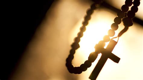 Rosary Wallpapers Top Free Rosary Backgrounds Wallpaperaccess
