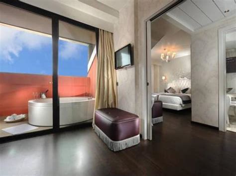 Carnival Palace Hotel In Venice Room Deals Photos And Reviews
