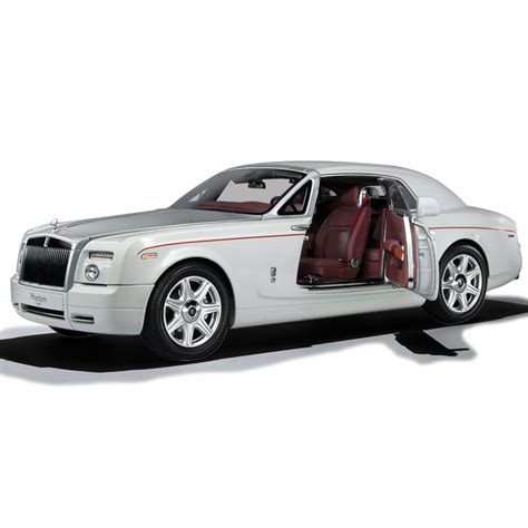 Rolls Royce Phantom Coupe English White 118 Scale Diecast Model By