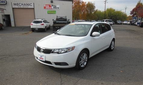 Kia pricing, but with some tricks. 2012 Kia Forte EX Hatchback 4D (18282) • Highwaymotors ...