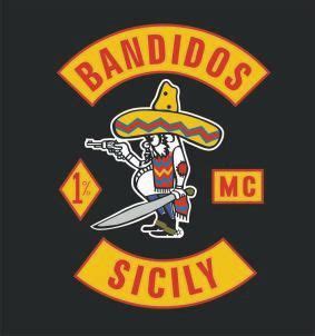 Chambers took the club ́s name and logo, a cartoon potbellied mexican wearing a sombrero and carrying a sword and a gun, from frito lay ́s „frito bandito under the watch of hodge, the bandidos expanded internationally to become the largest 1%er motorcycle club movement in the world. biker gangs have sweet logos | Motorcycle clubs, Bandidos ...