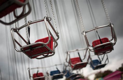 An der staatsoper stuttgart seien teile der dachverkleidung abgedeckt worden. Mieses Wetter am Muttertag: Wetterdienst warnt in ...