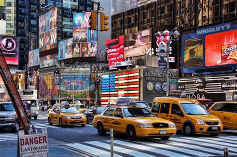 무료 이미지 보행자 도로 지평선 교통 거리 건물 시티 맨해튼 뉴욕시 도심 택시 차량 미국 미술 브로드 웨이 큰 사과 타임 스퀘어 도시 지역