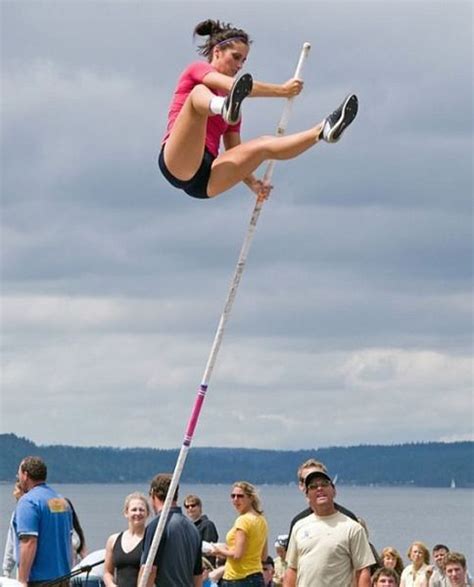 Seductive Pole Vaulting Girls 33 Pics Izispicy