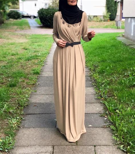Konsep Terkini 21 Islamic Gown Styles Fashion Terpopuler