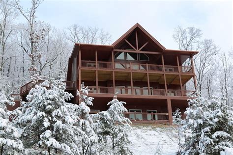 5 Reasons Why Our Large Cabins In The Smoky Mountains Are Great For A Winter Trip Smoky