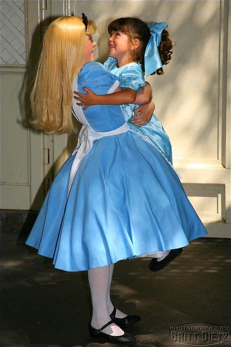 Pin By Joneseli On Dreaming Disney Alice Cosplay Alice In Wonderland