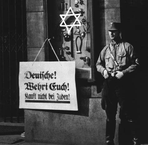 Les Juifs Autrichiens Pendant La Shoah De A