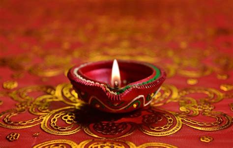 Diwali Cleaning Tips For Diyas Diwali Greetings Diwali Wishes Diwali