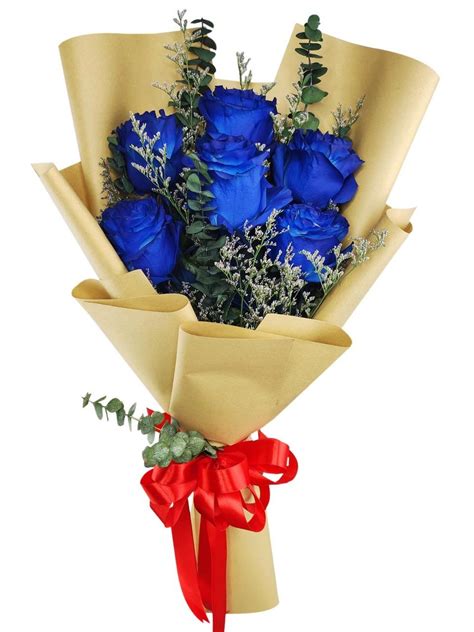 6 Blue Roses Bouquet Online T And Flowers