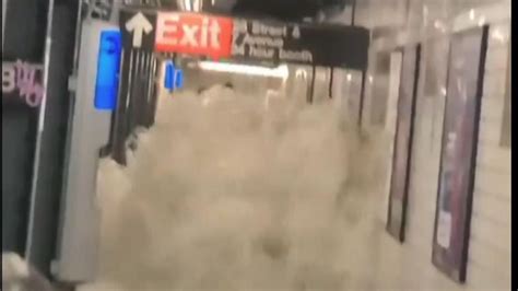 Hurricane Ida Flash Flooding Hits New York City Subway Stations Us