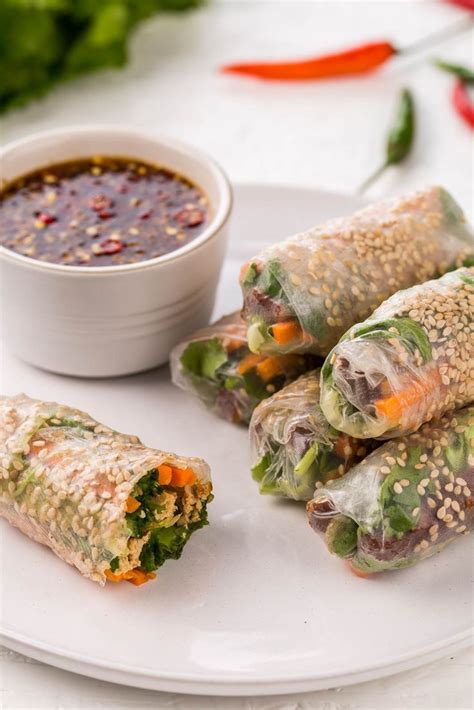 Spring rolls are the vegetarian super light, crispy and tender vegetarian appetizer cousin of the traditional egg roll. Vietnamese Tofu Summer Rolls | Recipe | Healthy recipes ...