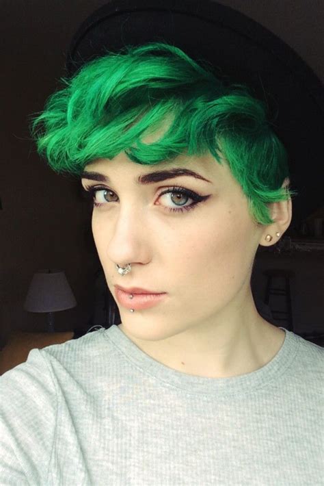 24 Dyed Hairstyles You Need To Try Short Green Hair