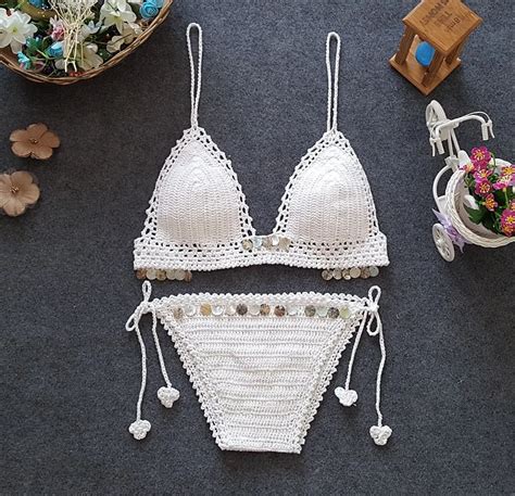 Bikini Au Crochet Des Femmes Belles Photos Rotiques Et Porno