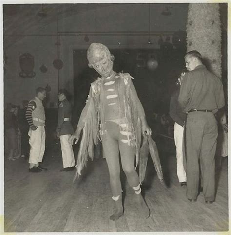 Scary Vintage Halloween Costumes Barnorama