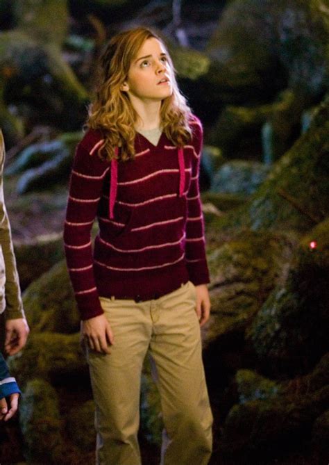 Hermione granger outfits in order of the phoenix. Emma Watson in "Harry Potter And The Order Of The Phoenix ...