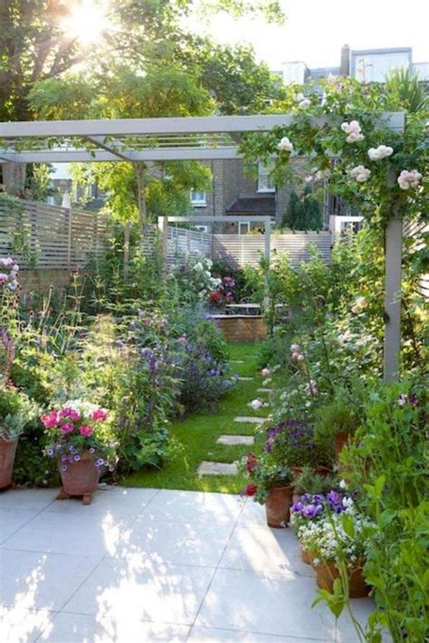 Incredible Contemporary Cottage Garden Ideas