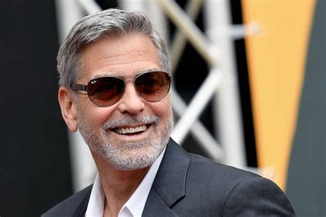 His father, nick, spent many years as a television. F5 - Celebridades - Ativistas criticam George Clooney por ...