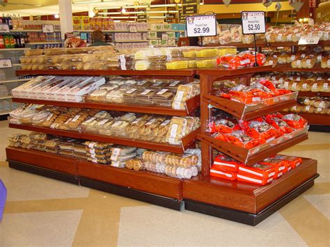 Custom Bakery Store Displays Bakery Racks And Display Cases Rw Rogers