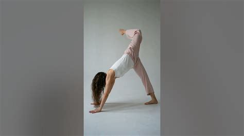 Hot Girl Doing Yoga Yoga Motivation Shorts Video । Fitness Official 2 0 Youtube