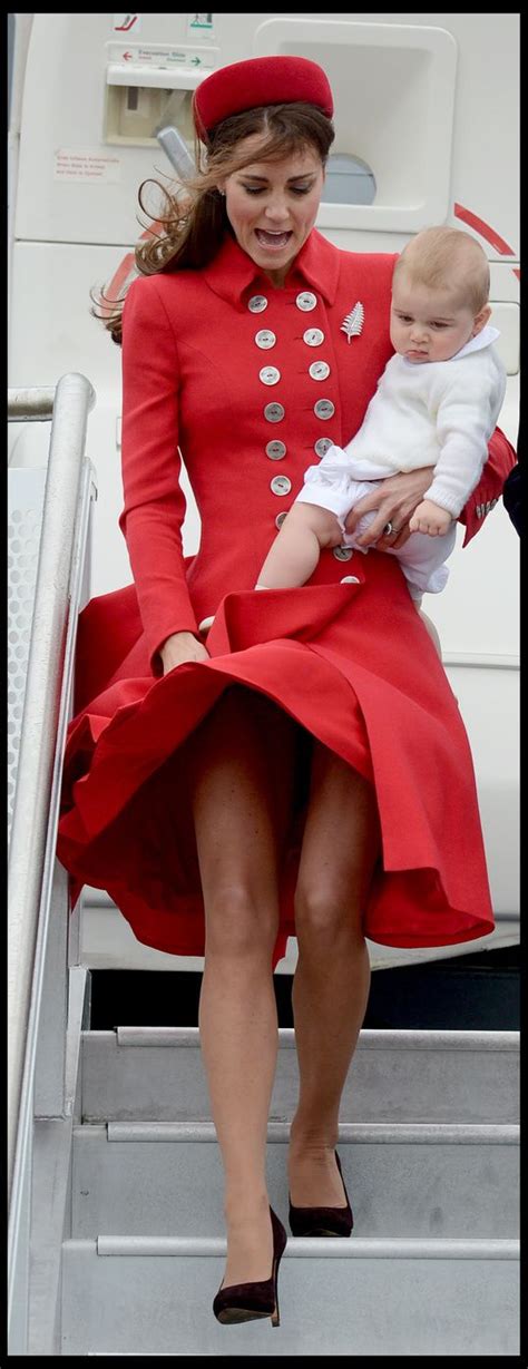 Princess Kate Has A Marilyn Moment Or Windy Upskirt Vpl Royal