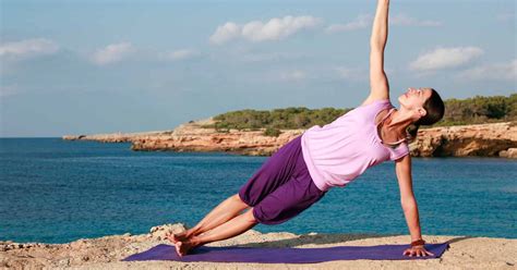 9 Posturas De Yoga Para Ganar Equilibrio En Cuerpo Mente Y Espíritu