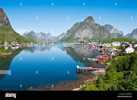 Scenic Village Of Reine Lofoten Islands Norway Stock Photo Alamy