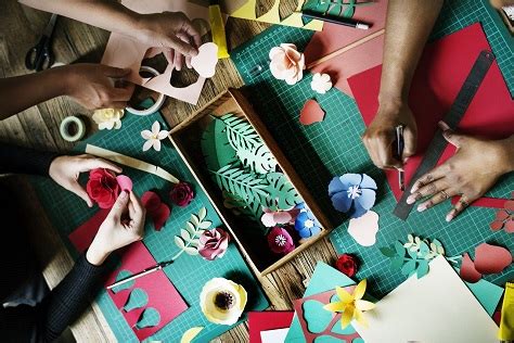4 Kinds of Art & Craft Projects to Try with the Kids | Australian Women