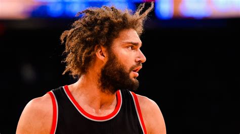 Knicks Robin Lopez Reportedly Finalize Four Year Contract Nba Sporting News