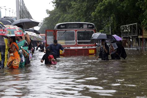 Sell your used maruti suzuki swift, toyota innova, mahindra scorpio, mg hector, hyundai i10 & more with olx mumbai. First person account: How the floods could not break ...