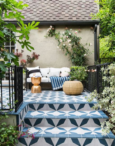 8 Ways To Turn Your Outdoor Space Into A Backyard Retreat