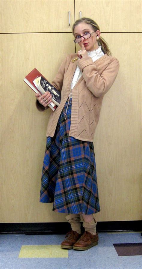 Posts About Easy Halloween Costume On Audio Helkuiks Blog Librarian Costume Librarian Outfit