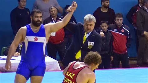Freestyle Wrestling Turkey Vs Kazakhstan 97kg Match Youtube