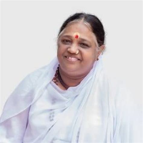 Sri Mata Amritanandamayi Devi Amma Chancellor Amrita Vishwa