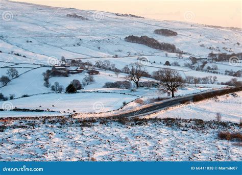 Snowy Fields In England Stock Photo Image Of Landscape 66411038