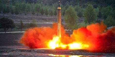 Video North Korean Intercontinental Ballistic Missile Test